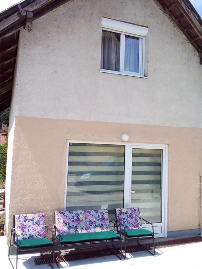 Apartmani U Guci Guča Exterior foto